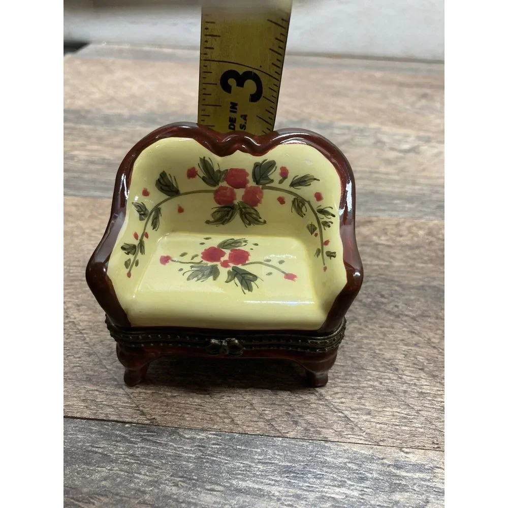 Romantic Trinket Box I Love You Note on a Hassock‎